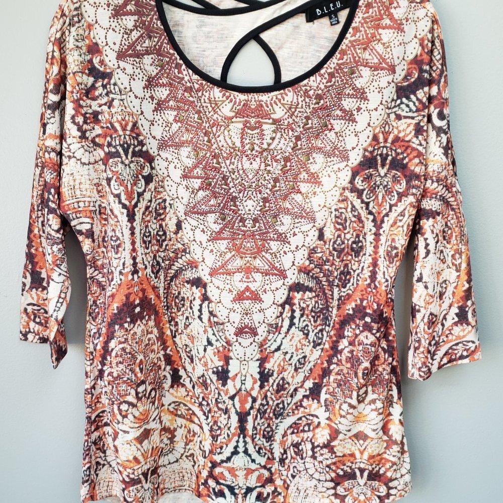 B.L.E.U. Top Size Small Beige